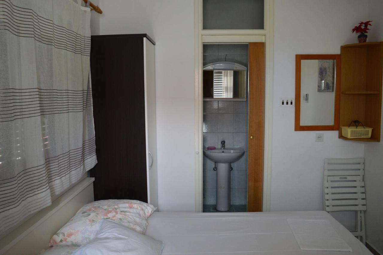 Soba Mira Apartment Makarska Exterior photo